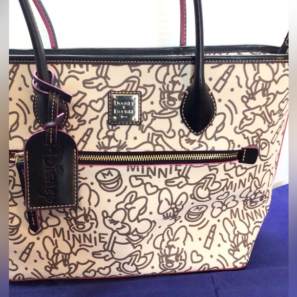 Dooney & Bourke 2022 Disney Minnie Mouse black and white line art tote bag - Picture 9 of 14